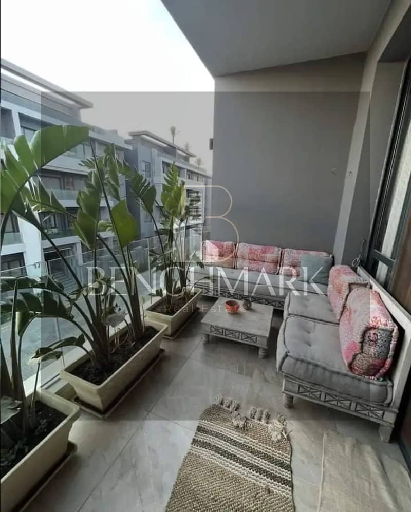 Apartment for sale, two rooms, 110 meters, delivery now, finished, La Vista Compound, Patio 7, New Cairo, Fifth Settlement, next to AUC, 20% discount 21