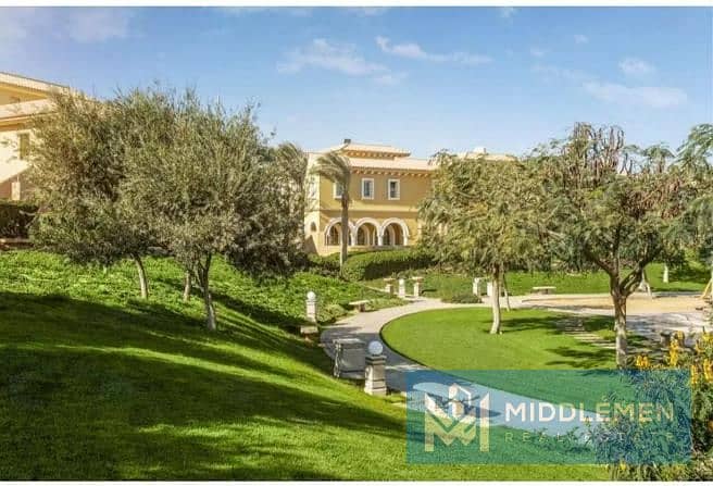 twin house 305m view landscape prime location delivered , hyde park new cairo 4