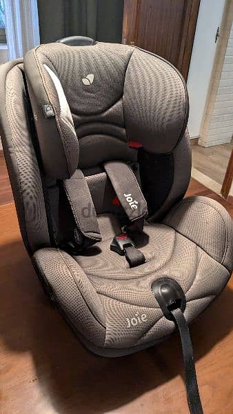 Joie Car Seat up to 18kg. Charcoal Grey.