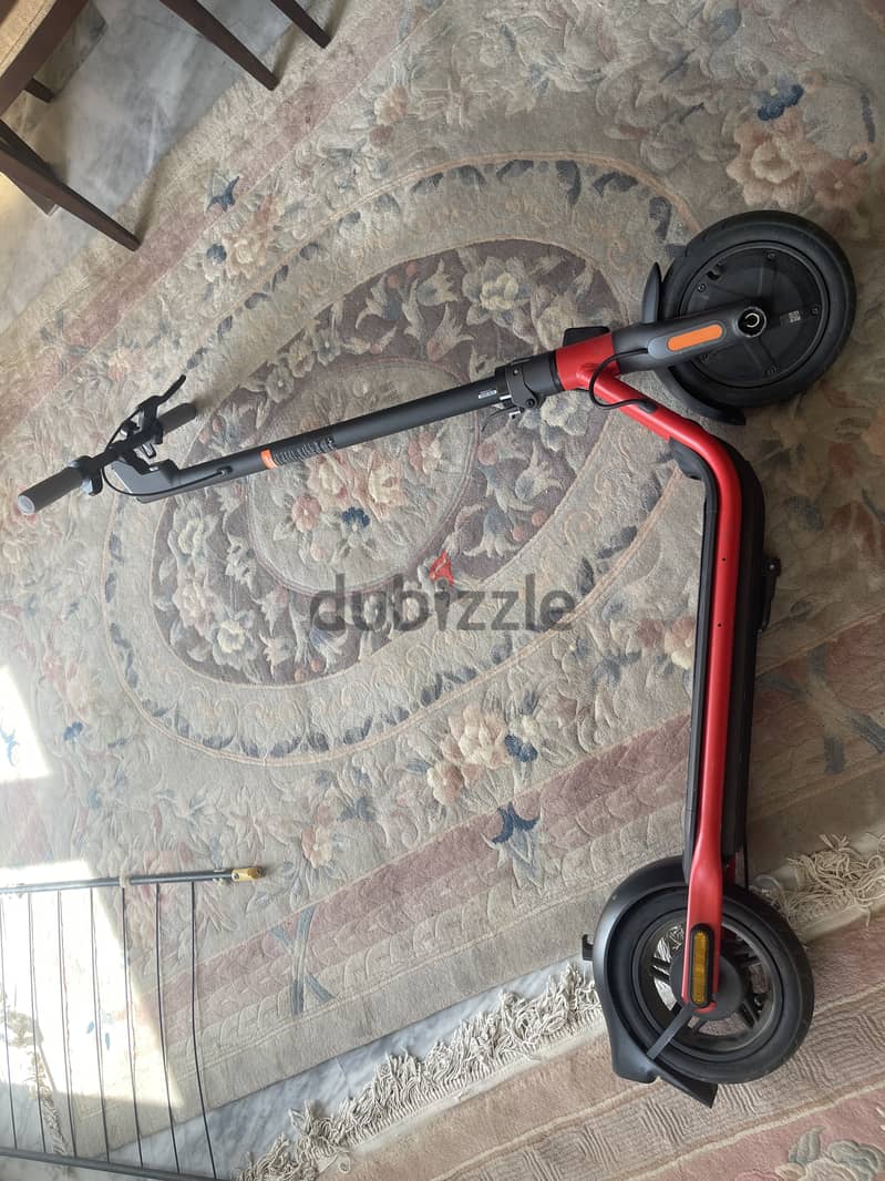 NINEBOT ELECTRIC SCOOTER 3