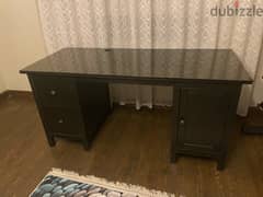 مكتب من ايكيا بحالته الاساسية  Ikea Desk