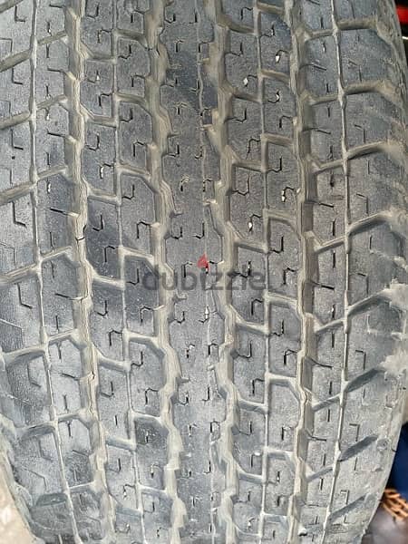 ٤ فرد كوتش تيوتا فورتشنر  Bridgestone  Dueler H/T  265/65/R17  112S 0