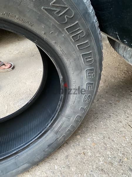 ٤ فرد كوتش تيوتا فورتشنر  Bridgestone  Dueler H/T  265/65/R17  112S 2