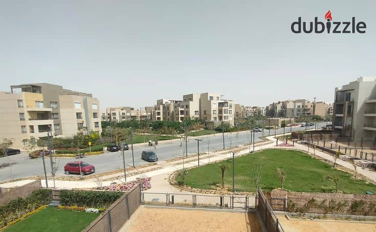 للبيع في بالم باركس شقة متشطبة بجاردن من بالم هيلز Palm Parks Compound 2