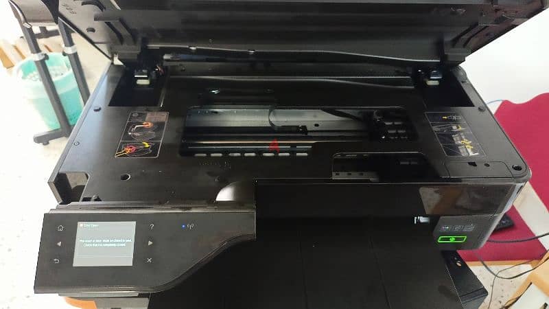 HP Officejet 7612 Wide Format 3