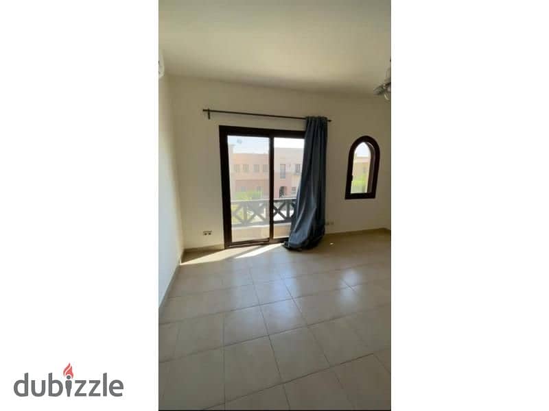 Town house for sale in Mivida Kitchen + ACs 158m . 16