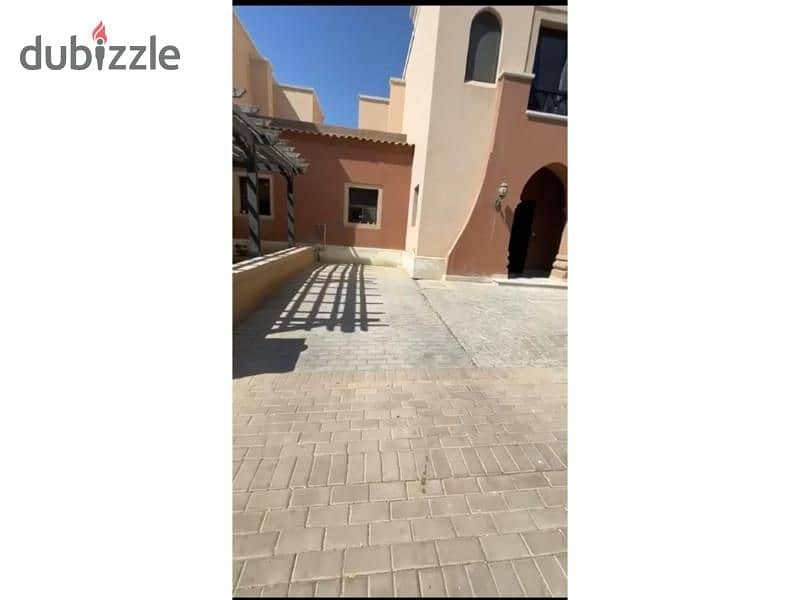 Town house for sale in Mivida Kitchen + ACs 158m . 20