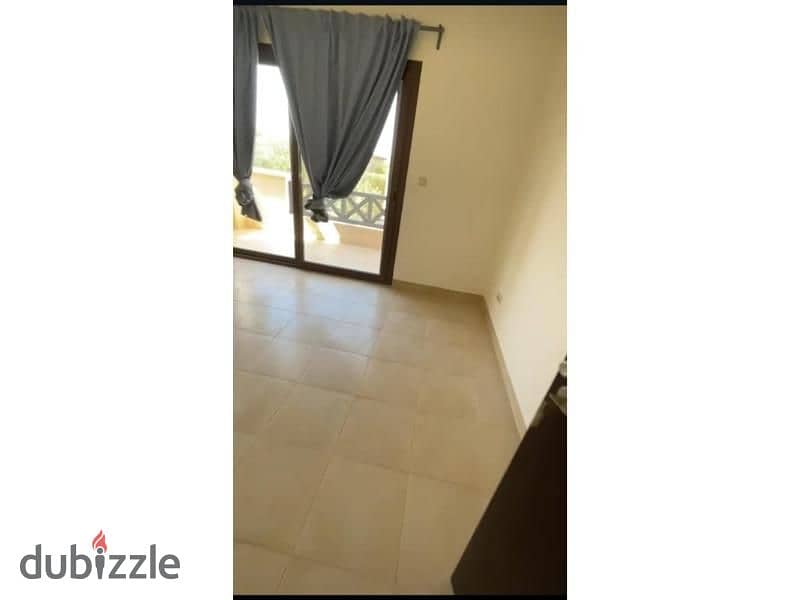 Town house for sale in Mivida Kitchen + ACs 158m . 21