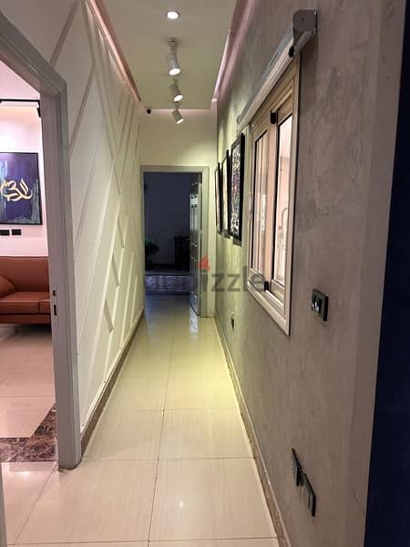 luxery chic office for rent - مكتب فخم بالتجمع  الايجار بالتجمع الاول 2