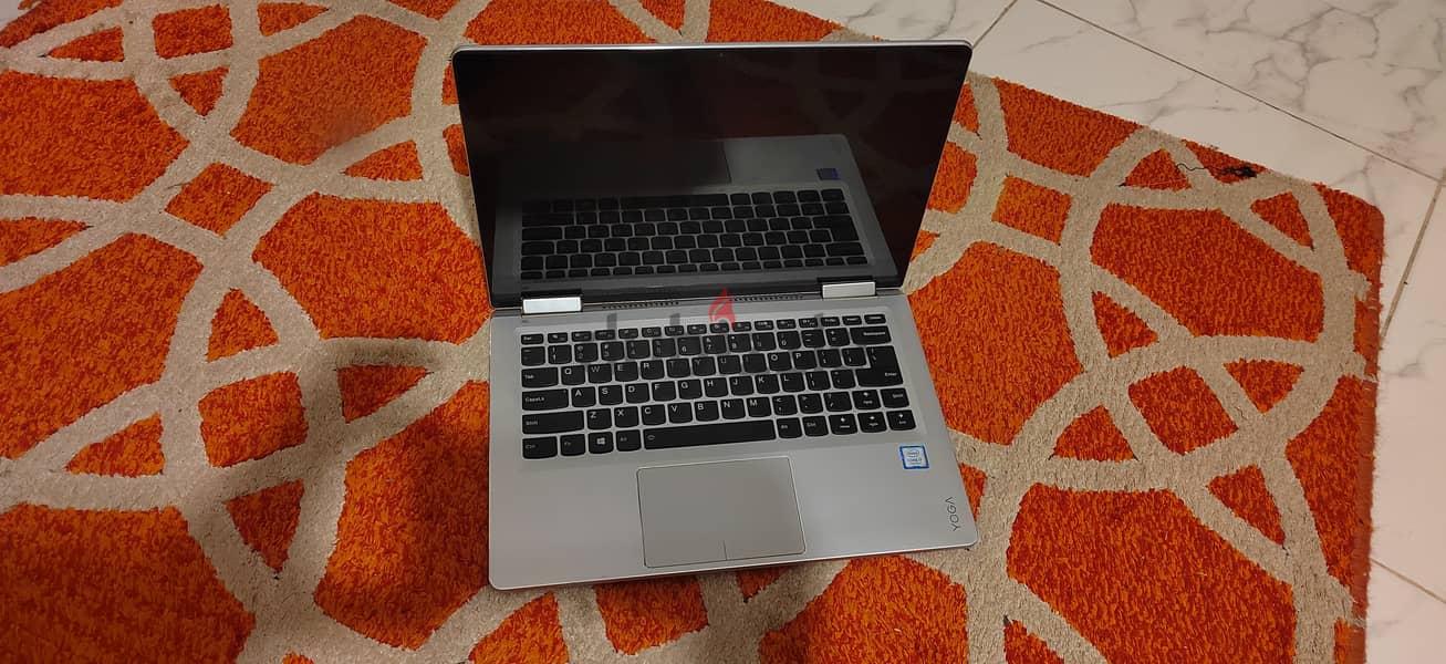 Lenovo yoga (i7, 7th gen, 16gb) 1