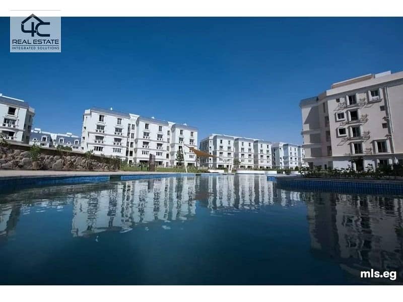 Apartment 180m prime location directly on the lagoon at the lowest total in the market in Mountain View iCity 6