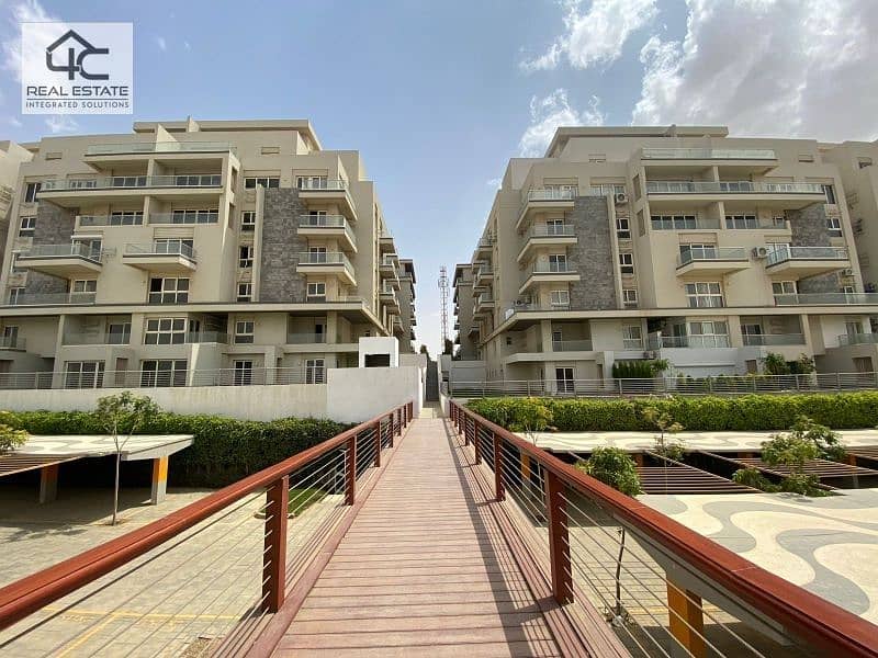 Apartment for sale with direct view on Lagoon at the lowest price in the market for quick sale in installments 7