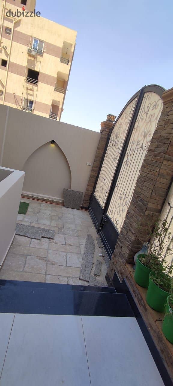 Villa Duplex for sale, 300 sqm, ultra finished, super luxury, first row, on Al Nawadi Street, in New Lotus, New Cairo 2