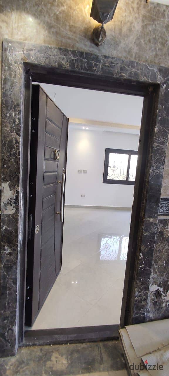 Villa Duplex for sale, 300 sqm, ultra finished, super luxury, first row, on Al Nawadi Street, in New Lotus, New Cairo 4