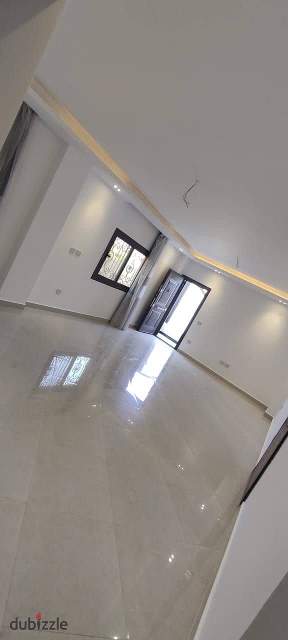 Villa Duplex for sale, 300 sqm, ultra finished, super luxury, first row, on Al Nawadi Street, in New Lotus, New Cairo 7