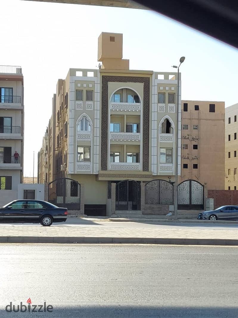 Villa Duplex for sale, 300 sqm, ultra finished, super luxury, first row, on Al Nawadi Street, in New Lotus, New Cairo 15