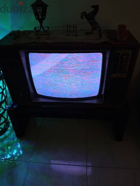 Old furniture TV working NEC 4