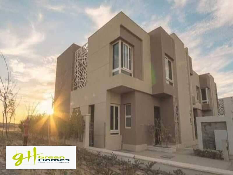 Amazing Villa best location with area 255m for sale in Palm Hills New Cairo 4