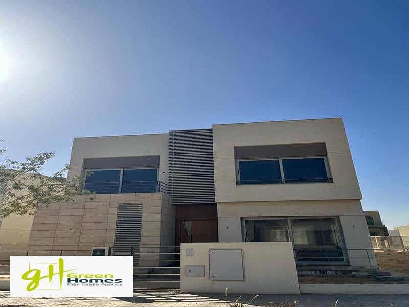 Amazing Villa best location with area 255m for sale in Palm Hills New Cairo 9