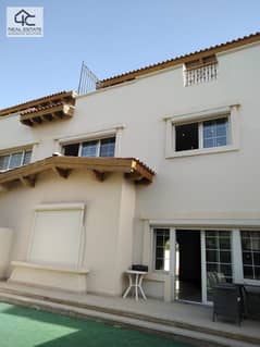 Townhouse for sale, 300 sqm, immediate receipt, 4 rooms, view, landscape, finished, with air conditioners and kitchen, at the lowest price in the mark