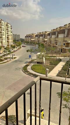 _ شقه + روف  للبيع بأميز  فيو  مباشر علي الكريستال لاجون _ بالتقسيط حتي 8 سنوات_ penthouse for sale in first settlement with