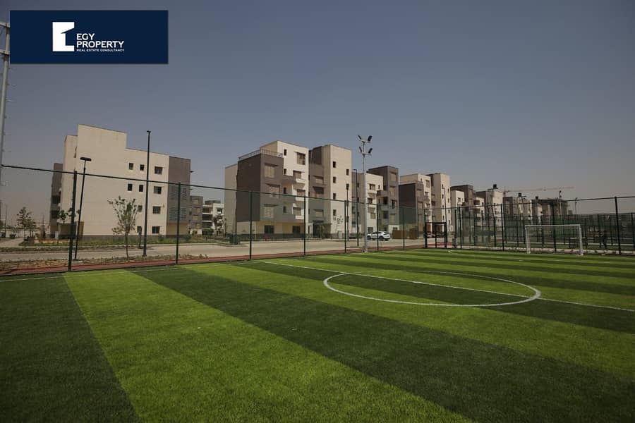 Apartment 2 BR With installments on 7 years  For Sale in District 5 New Cairo Very prime location Overlooking greenery landscapes 2