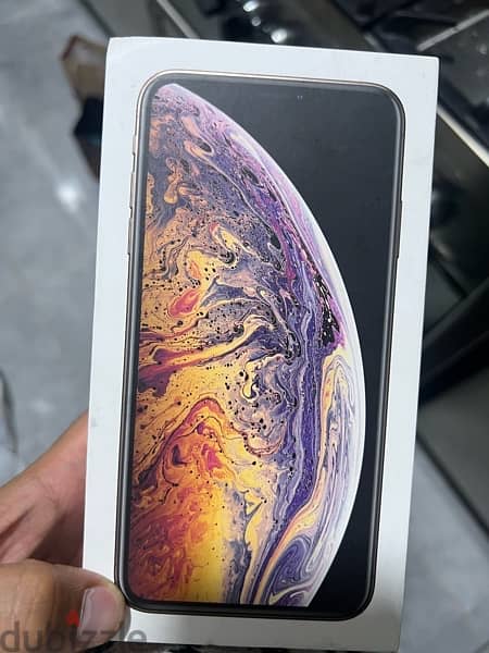 iphone xs max used like new 5