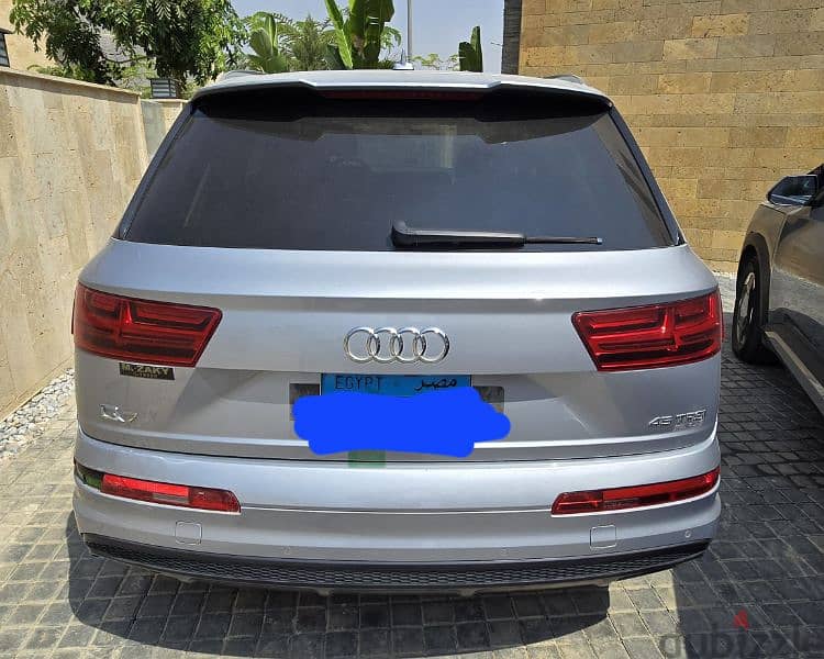 Audi Q7 2019 1