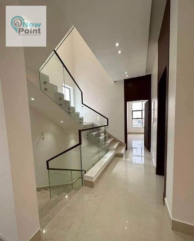 Duplex prime location for sale in a fully serviced compound directly on the ring road near Heliopolis 0