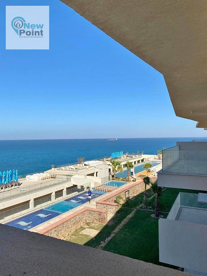 3-room chalet directly on the sea, fully finished, ultra super deluxe, for sale in the most luxurious resorts of Ain Sokhna, Il Monte Galala Resort 9