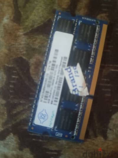 رام 4GB: DDR3 رام لابتوب توب جديده