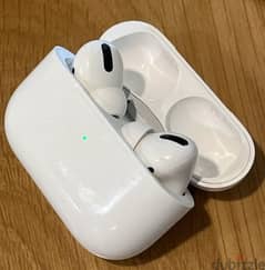 APPLE AIRBODS PRO 1ST generation very good condition