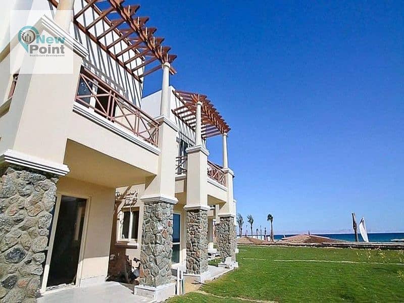 For sale, a 120 m² chalet with sea view + super deluxe finishing + delivery in 6 months in Blue Blue Village 9