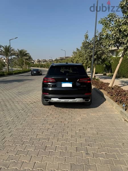 BMW X5 2023 1