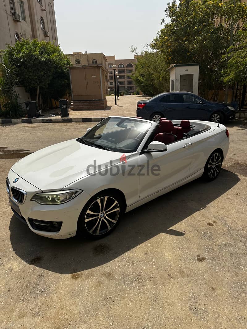 BMW 218i convertible 1