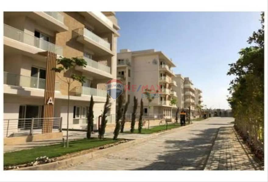 Resale Apartment In MountainView Icity 6 October 6