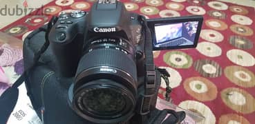 كانون 200D canon