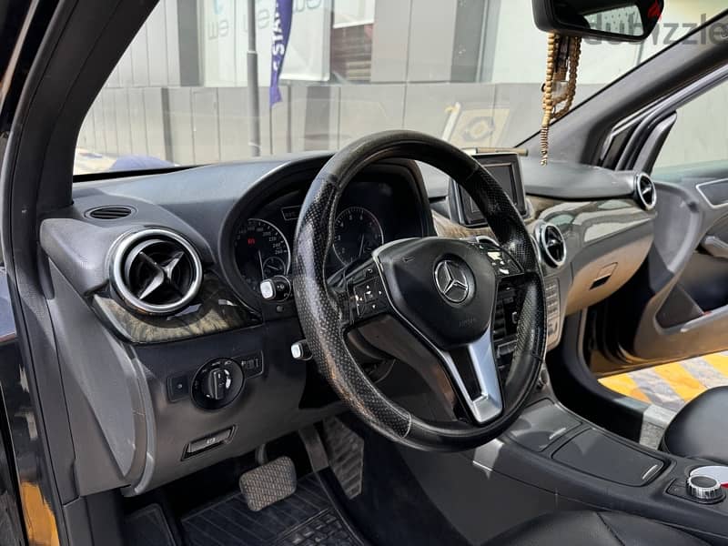 Mercedes-Benz B200 2013 6