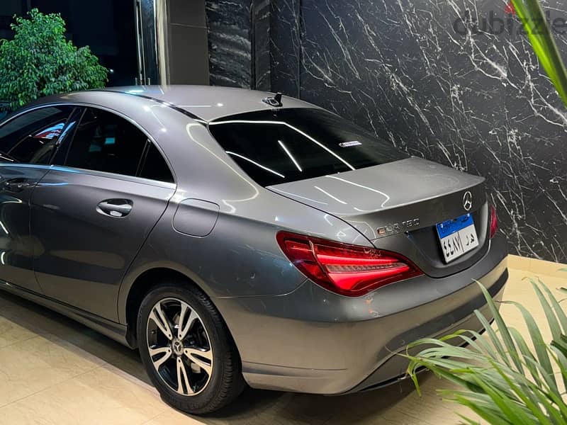 Mercedes Benz CLA 180 _2019 4