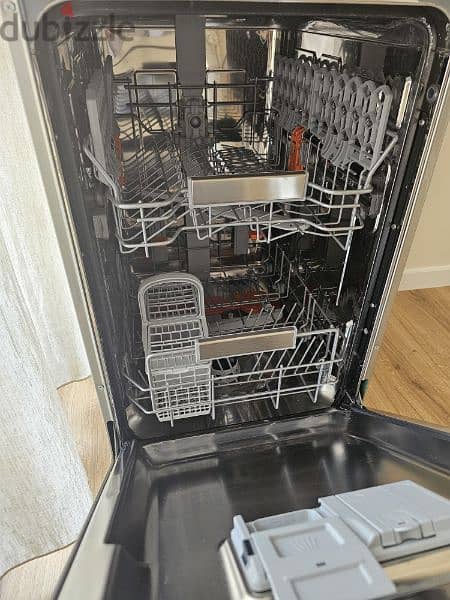 Dishwasher Ariston/Digital inverter 1