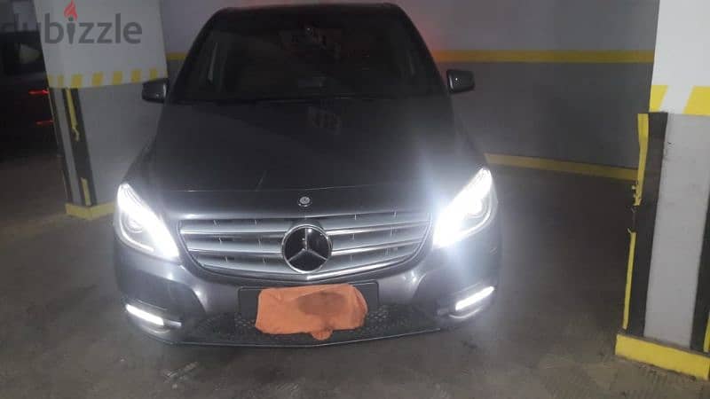 Mercedes-Benz B200 2013 1