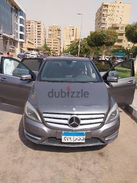 Mercedes-Benz B200 2013 6