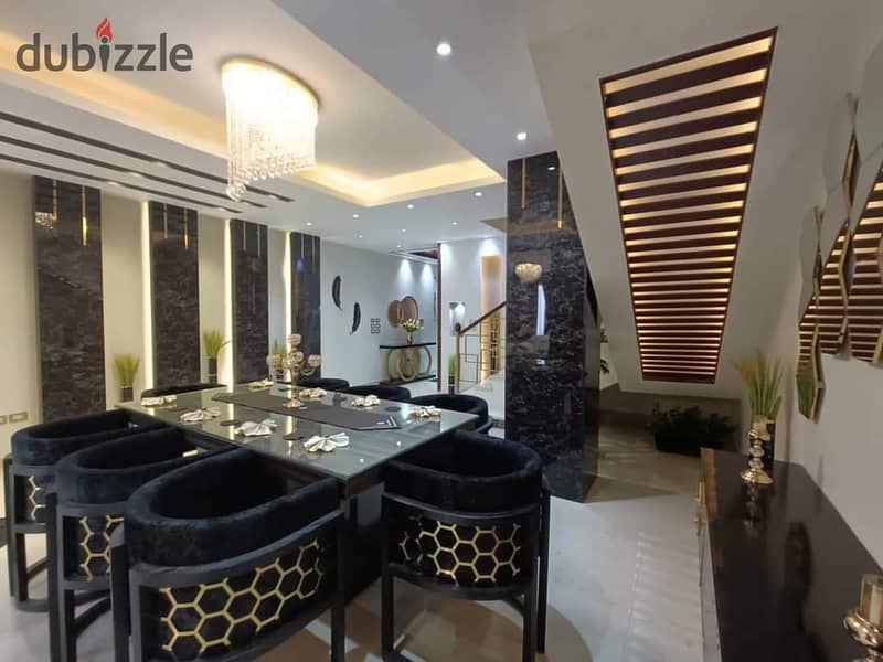 From the owner directly Twin House Villa 295 m in the finest compound in old Sheikh Zayed من المالك مباشرة فيلا295 م فى ارقى كمبوند بمدينة الشيخ زايد 4