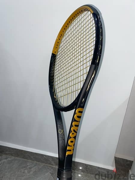 wilson tennis racket (like new) 0