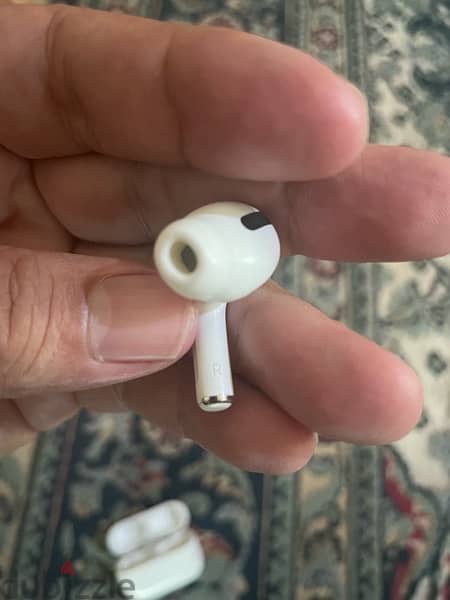 apple AirPods Pro gen 1 5