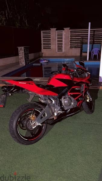 honda cbr 600 rr 1