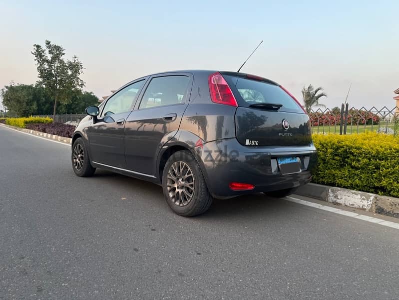 Fiat Grand Punto 2017 1