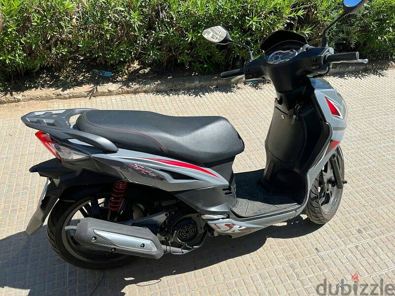 sym sr 200CC 6