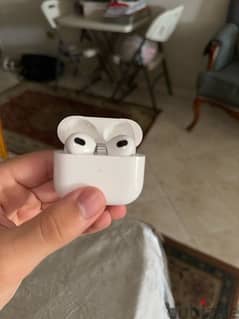 AIRPODS