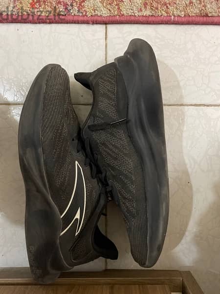 Anta Running Shoes Black size 43 original 1